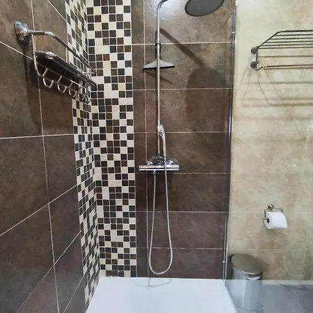 Encantador Con Piscina