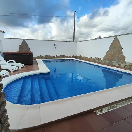 Encantador Con Piscina * קוניל דה לה פרונטרה
