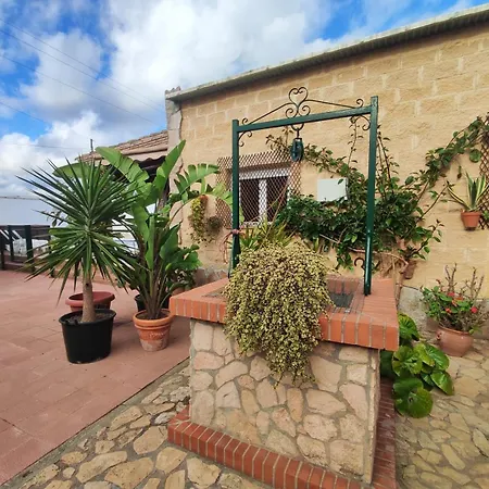 Encantador Con Piscina Casa de Férias